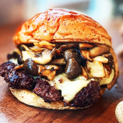 BELIEVER  IN  BURGER