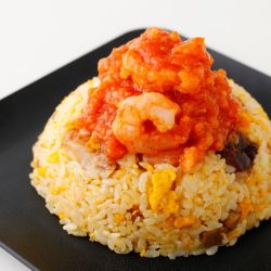 ぷりぷり海老チリ炒飯