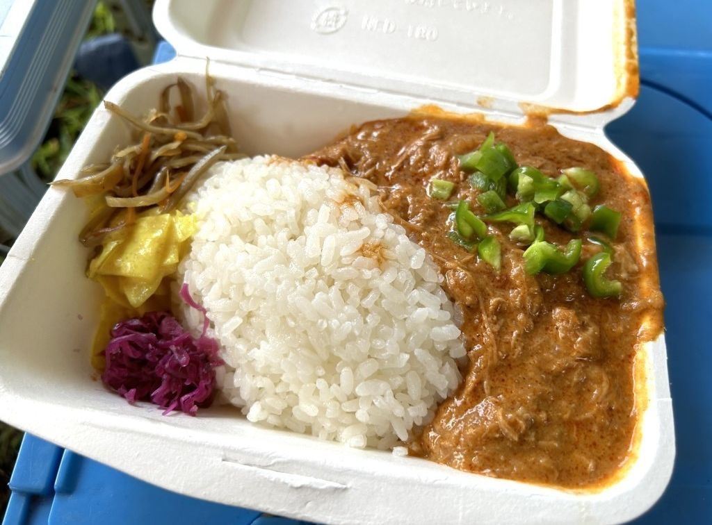 鶏ほろほろココナツバターカレー