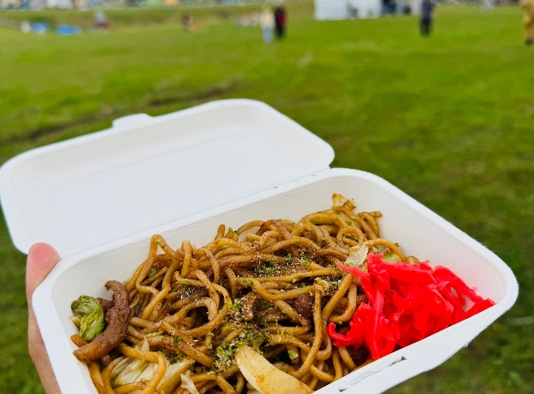 富士宮やきそば さのめん(赤麺)