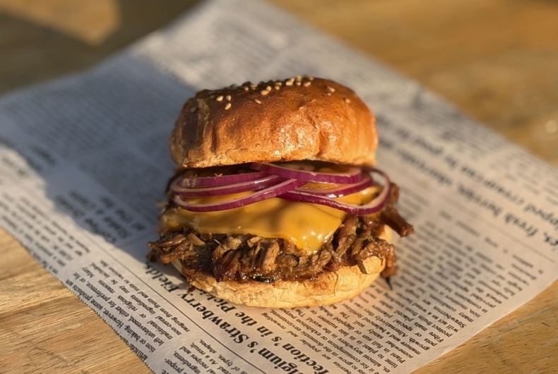 CHIBA BELIEVER IN BURGER