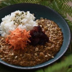 ローズポークのキーマカレー