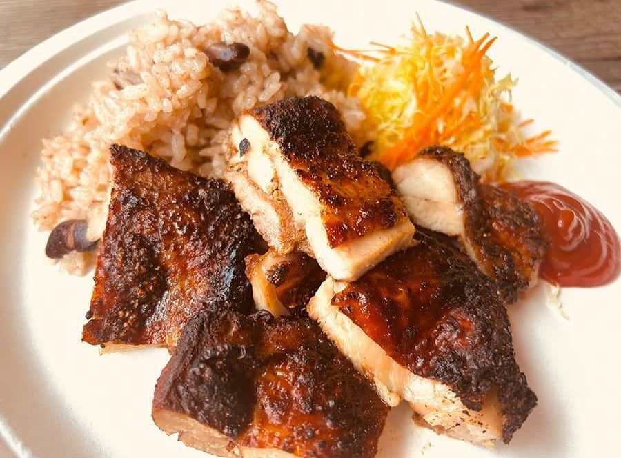 Jerk Chicken＆Rice and beans (ジャークチキン＆ライスアンドビーンズ)