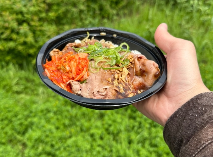 ごはん Big Eater] Wakamatsuya's new menu! Jumbo set meal! [Tomoko Miyake