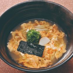 玉子とじのおうどん