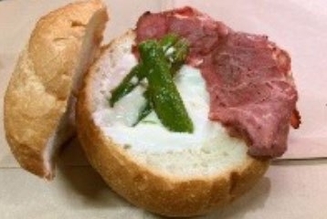 チーズフォンデュとシチューパン