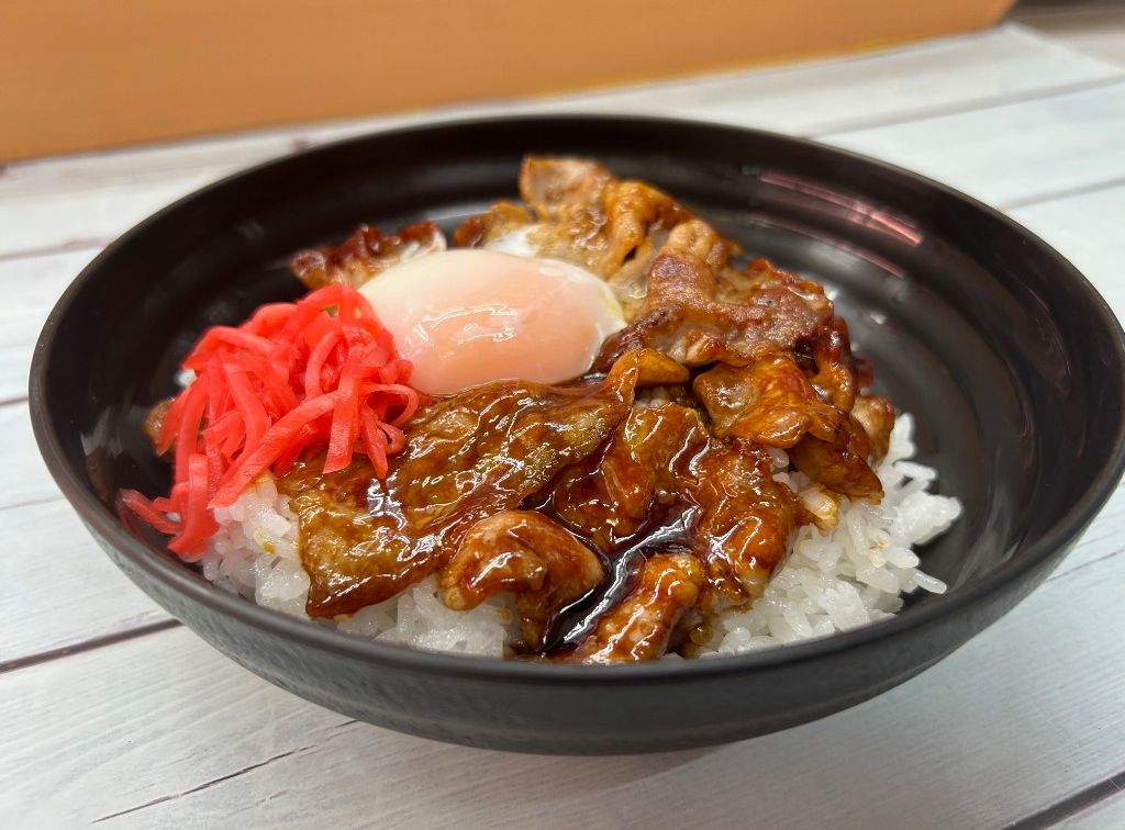 美明豚の炭火豚丼