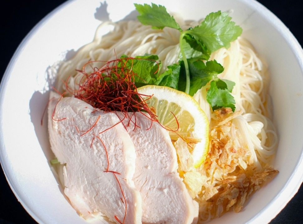 自家製葱油の油素麺