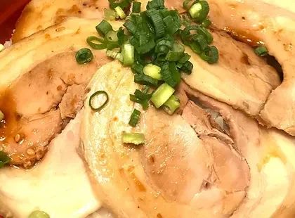 炙りチャーシュー丼