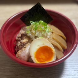竹岡式チャーシュー丼
