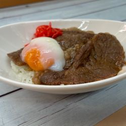 常陸牛のすき焼き丼