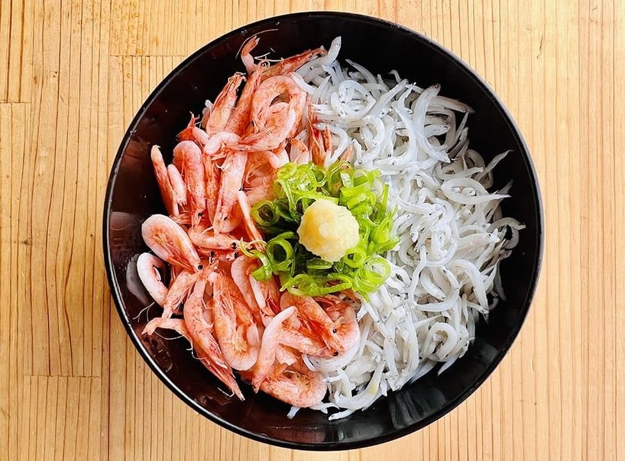 桜海老とシラスの2色丼