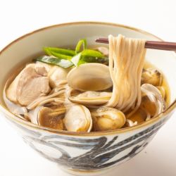 鳥と貝出汁のお蕎麦(31日のみ限定販売)