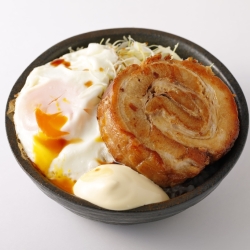 極厚チャーシューたまごめし