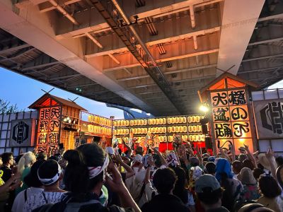 「橋の下大盆踊り」で見つけた誰もが「住人」になれる粋な食文化