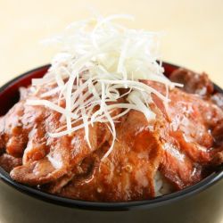 牛タン丼