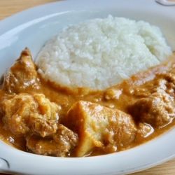 干しいもポークビンダルカレー