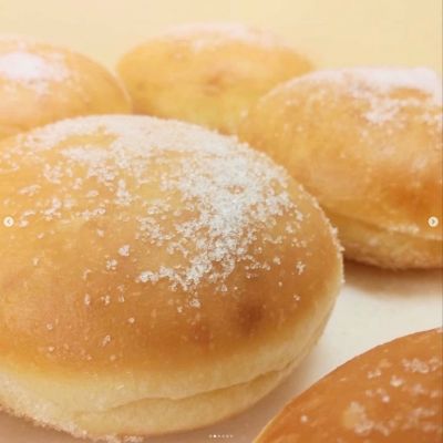 Shelly's MALASADA