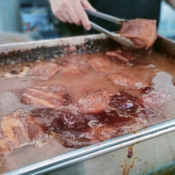 ラフテー(豚角煮)