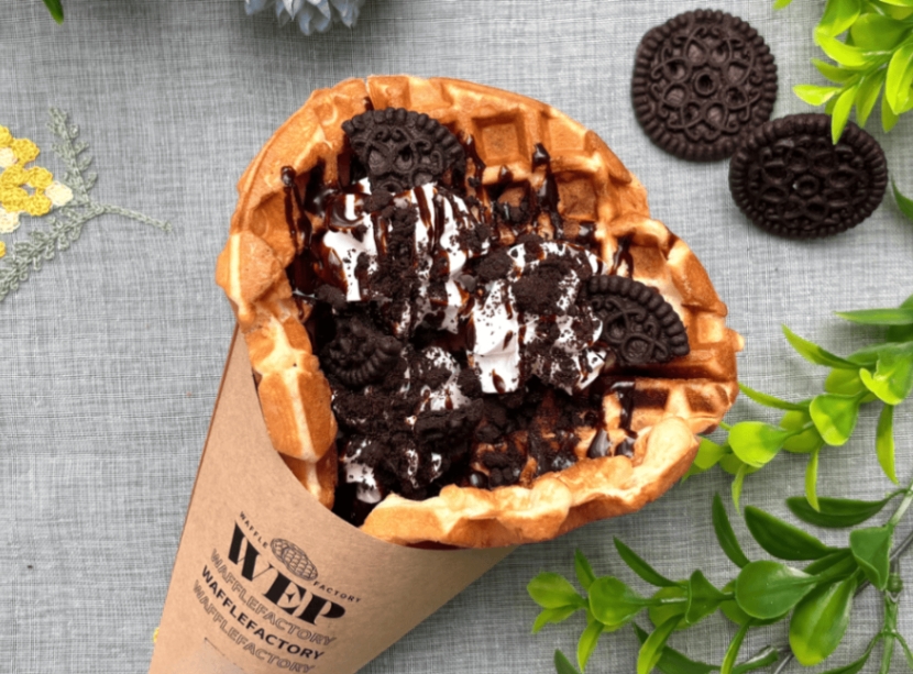 クッキークリーム ワッフルロール