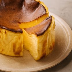 バスクチーズケーキ