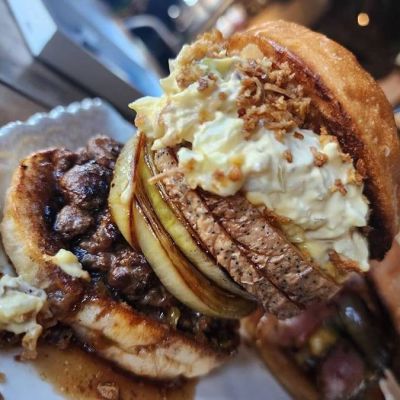 cafe & BURGAR MONTANA