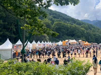 最高の音楽と一緒に、最高のフェスごはんを！『フジロック』これまでの名店を振り返る