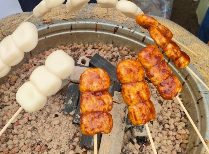 じゅうねん味噌の焼き団子