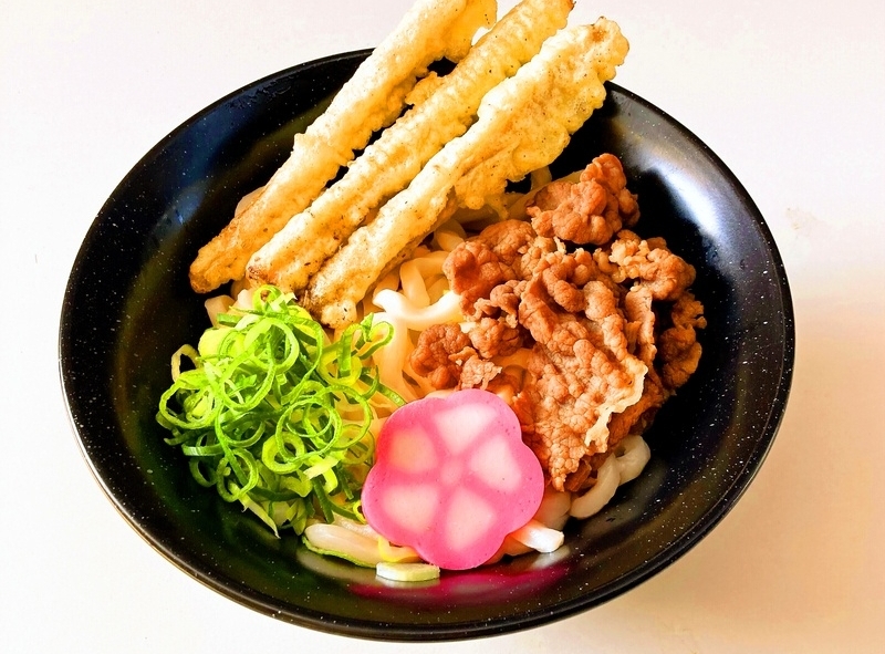 牛肉ごぼ天うどん