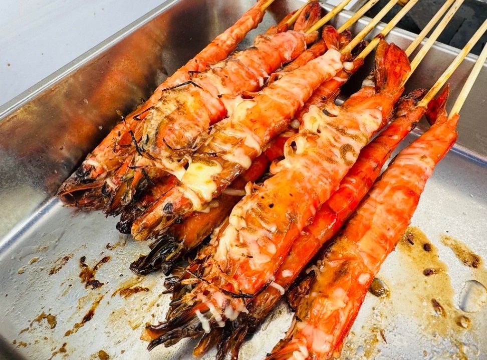 イカのゲソ・ホタテ・エビ