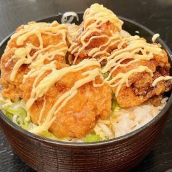 から揚げ丼