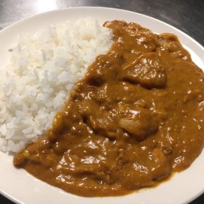 歌うカレー屋シスター軒