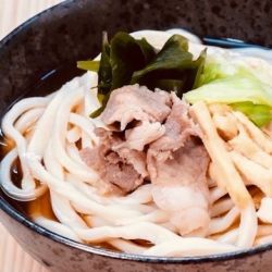 冷やしたぬきうどん