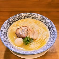 甲州地どり塩ラーメン