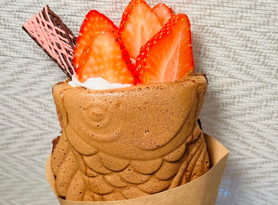 鯛パフェ　いちごカスタードホイップ