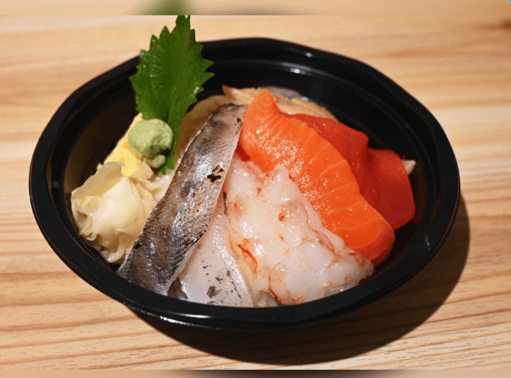 常磐もの入り！おのざき特製海鮮丼