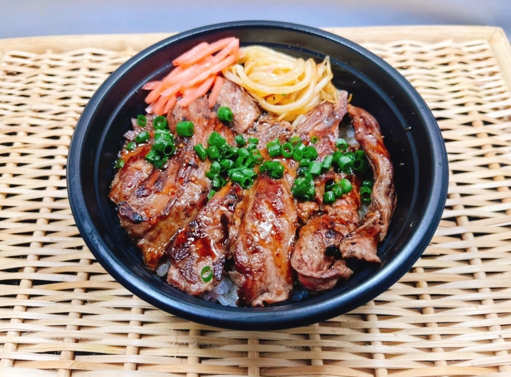 やわらかハラミ丼