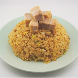 ゴロゴロチャーシュー炒飯