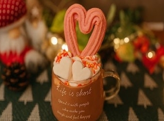 ハートがいっぱいホットチョコミルク