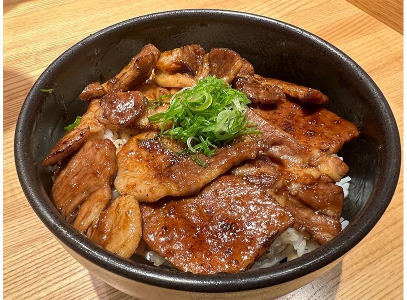 あぐー豚丼