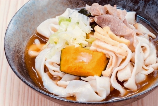 紅富士商店組合　麺屋ちくぜん