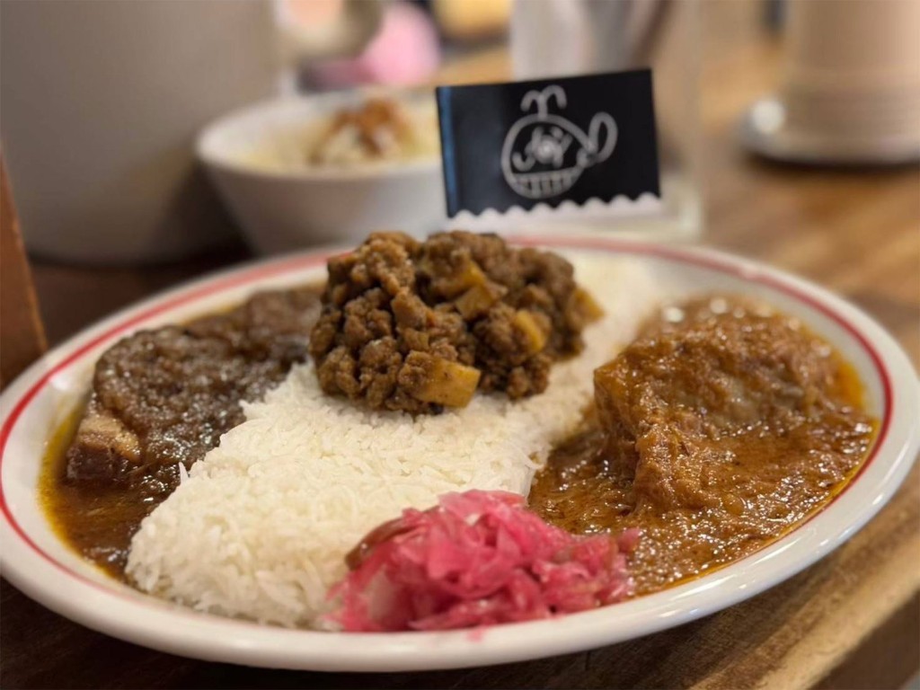 カリーショップくじら