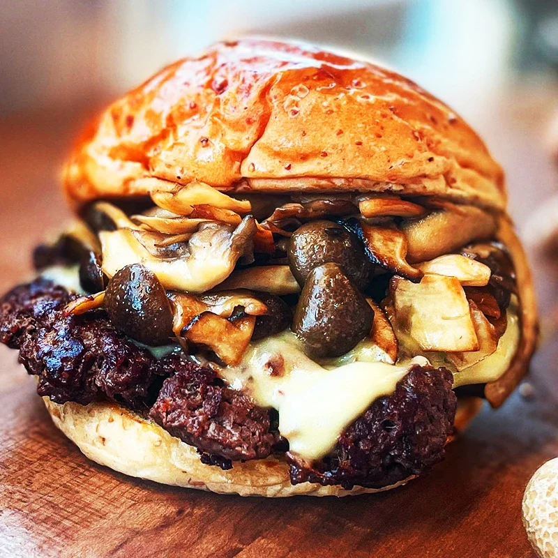 BELIEVER  IN  BURGER