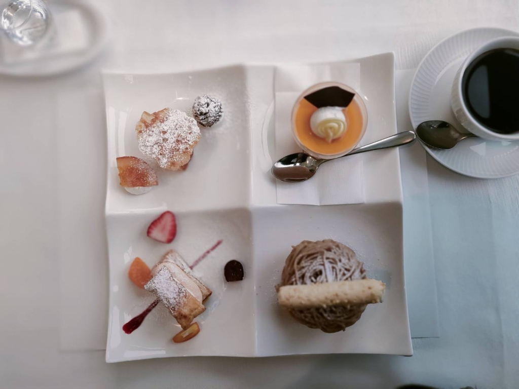 【カフェ併設のフランス菓子店「ARTISAN PATISSIER ITABASHI」で味わう珠玉の時間】